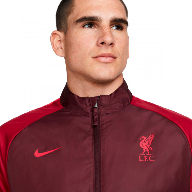 chaqueta-nike-liverpool-fc-training-2022-2023-burgundy-crush-tough-red-2.jpg