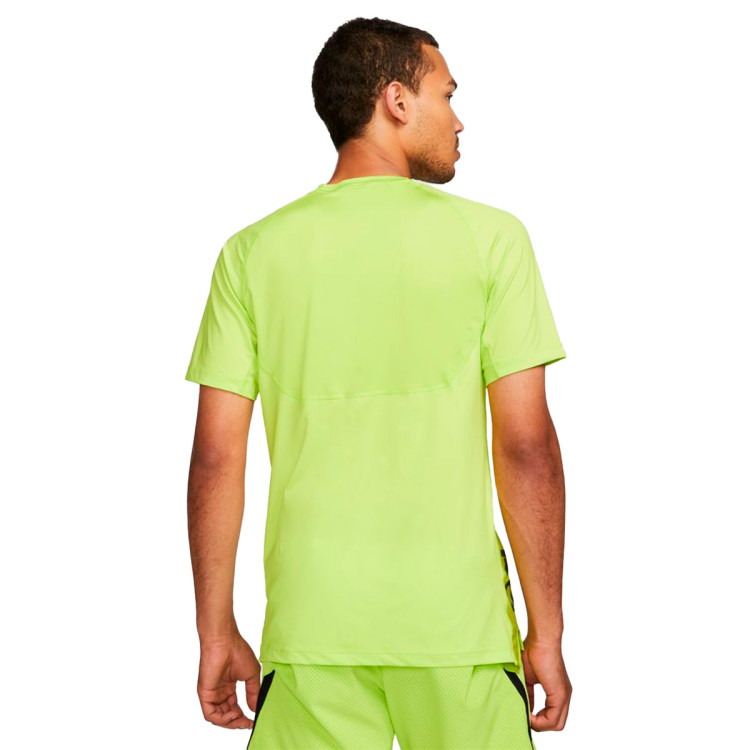 camiseta-nike-dri-fit-nike-pro-slim-novelty-atomic-green-atomic-green-sequoia-1.jpg