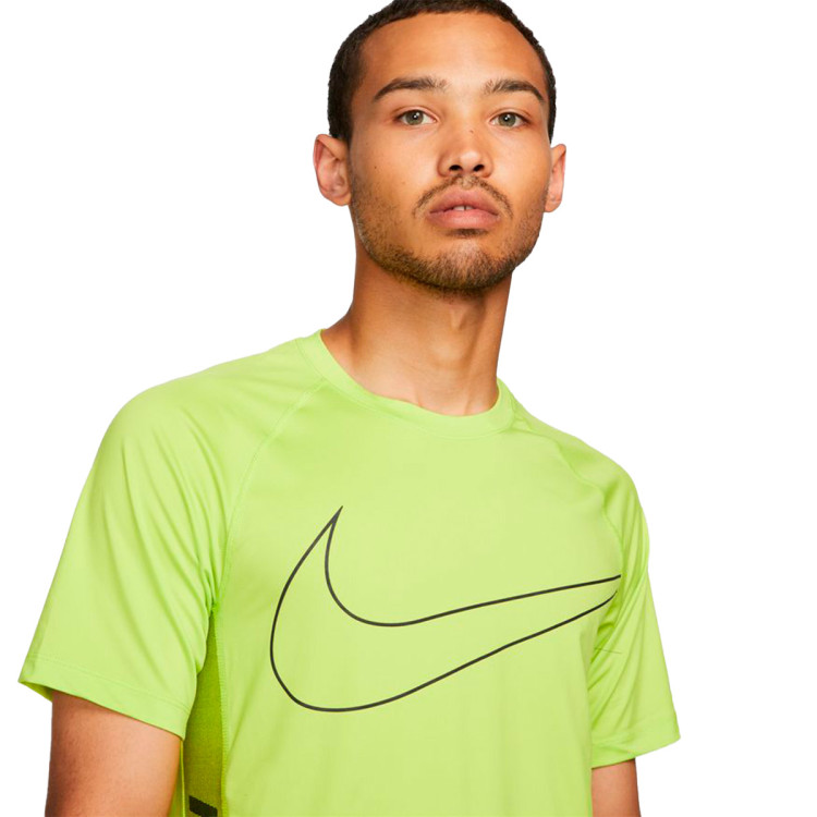 camiseta-nike-dri-fit-nike-pro-slim-novelty-atomic-green-atomic-green-sequoia-2.jpg