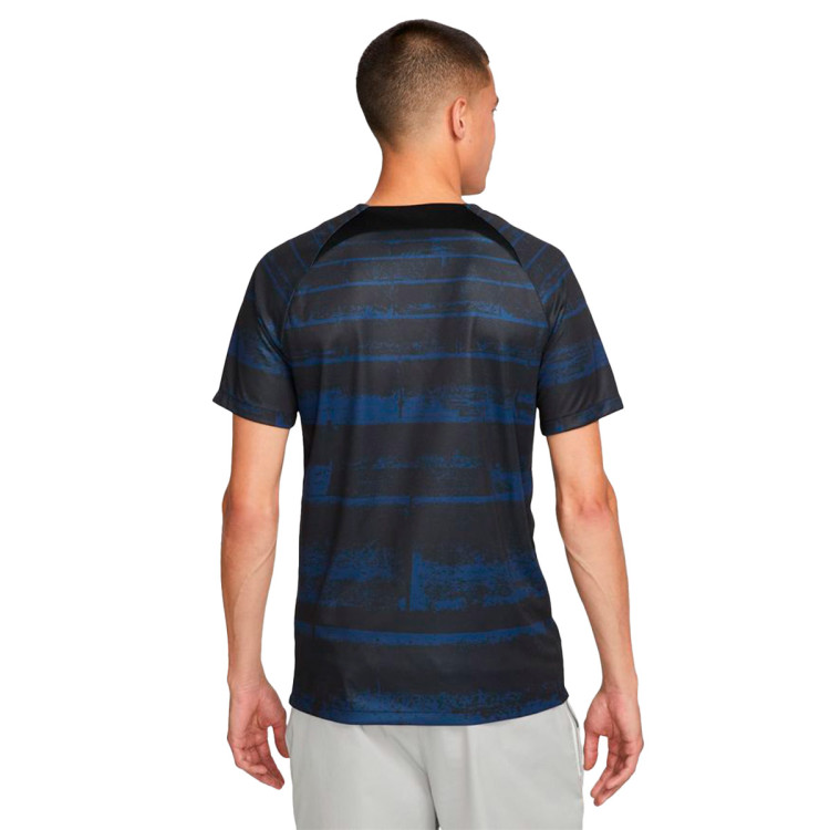 camiseta-nike-pumas-pre-match-2022-2023-black-1.jpg