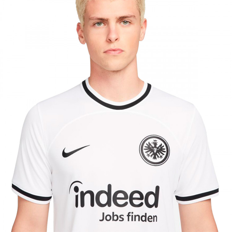 camiseta-nike-eintracht-frankfurt-primera-equipacion-stadium-2022-2023-white-4.jpg
