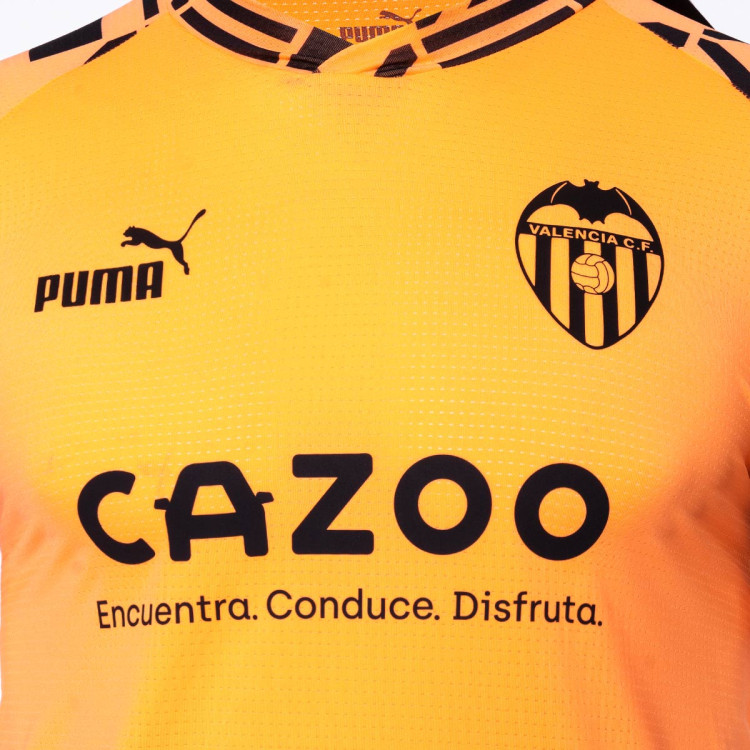 camiseta-puma-valencia-cf-pre-match-2022-2023-nino-amarillo-4.jpg