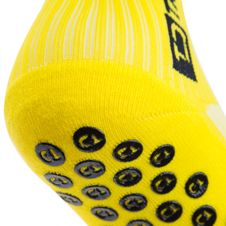 calcetines-tapedesign-grip-amarillo-4.jpg
