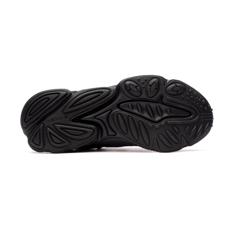 zapatilla-adidas-ozweego-real-madrid-negro-3.jpg