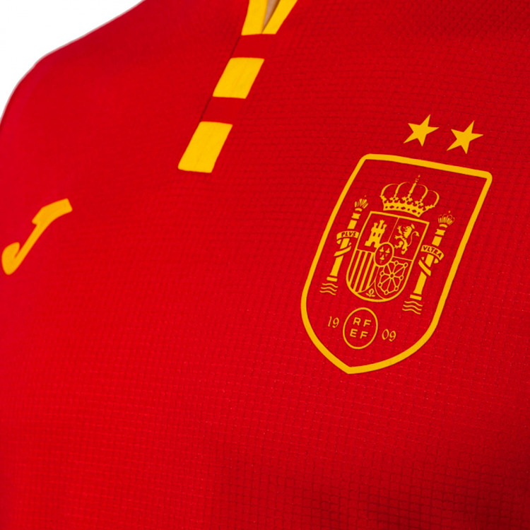 camiseta-joma-espana-futbol-sala-primera-equipacion-2022-rojo-2.jpg