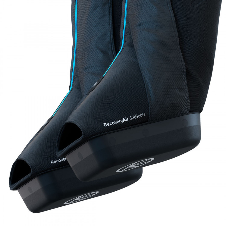 therabody-recoveryair-jetboots-black-2.jpg