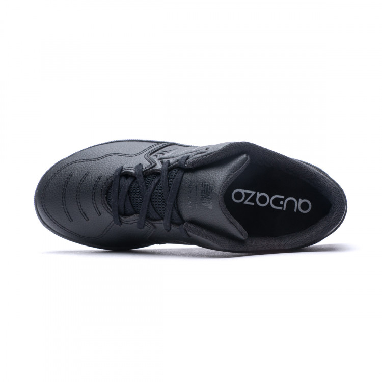 zapatilla-new-balance-audazo-v5-control-sala-nino-negro-4