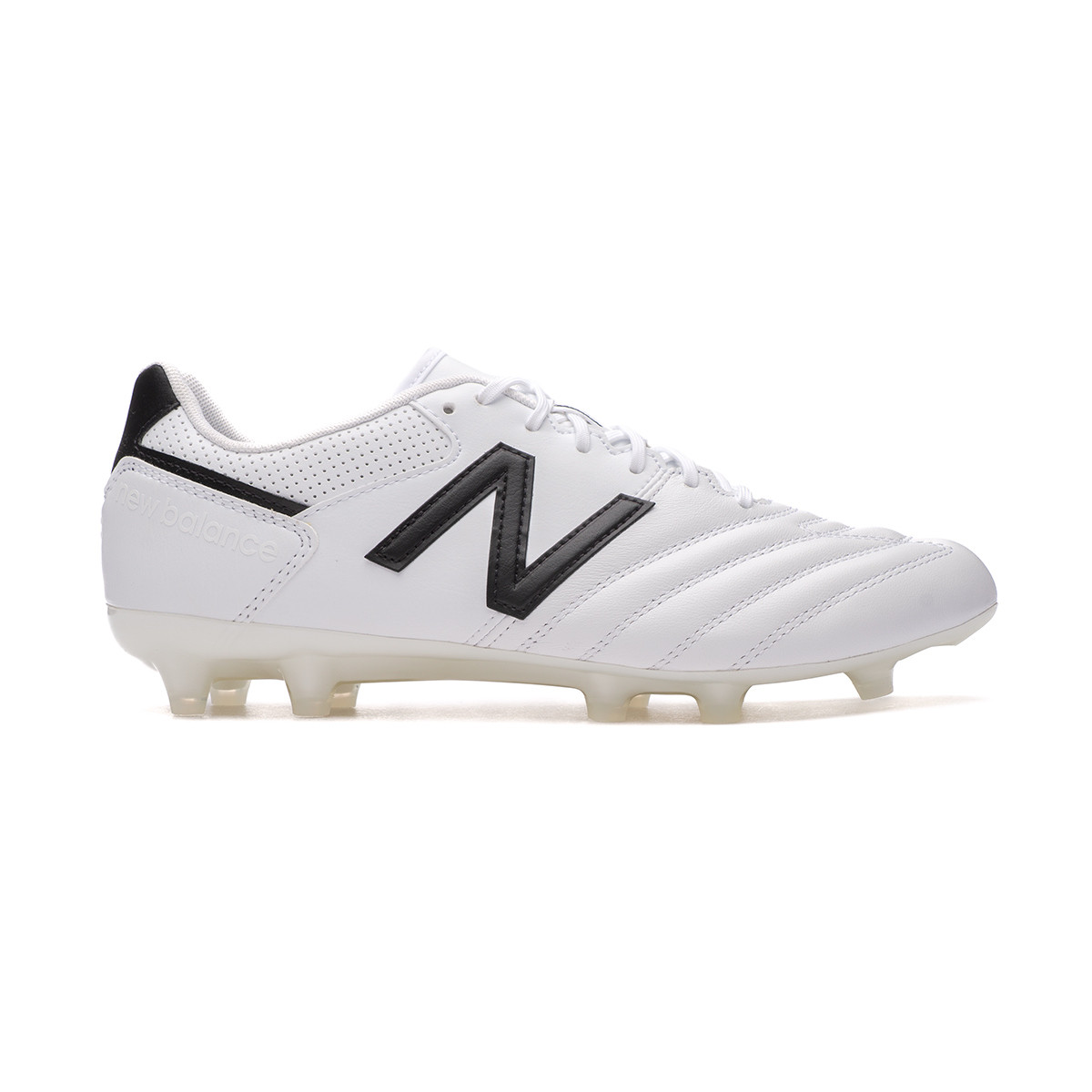 white new balance soccer cleats