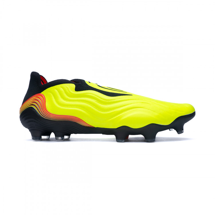 bota-adidas-copa-sense-fg-team-solar-yellowsolar-redcore-black-1