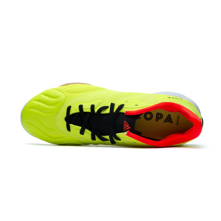 zapatilla-adidas-copa-sense-.1-in-sala-amarillo-4.jpg