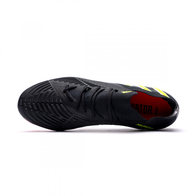 bota-adidas-predator-edge.1-l-fg-core-black-team-solar-yellow-solar-red-4