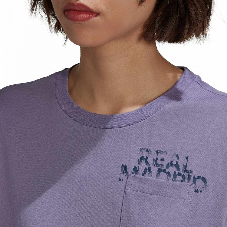 camiseta-adidas-real-madrid-cf-fanswear-2022-2023-mujer-magic-lilac-3.jpg