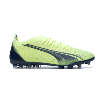 puma two colour football boots