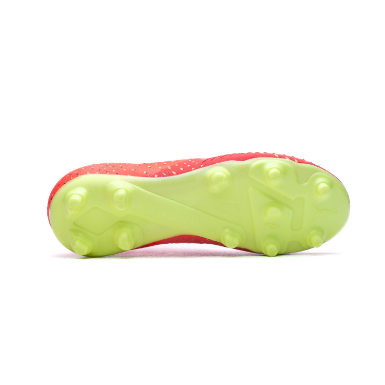 bota-puma-future-3.4-fgag-nino-coral-3.jpg