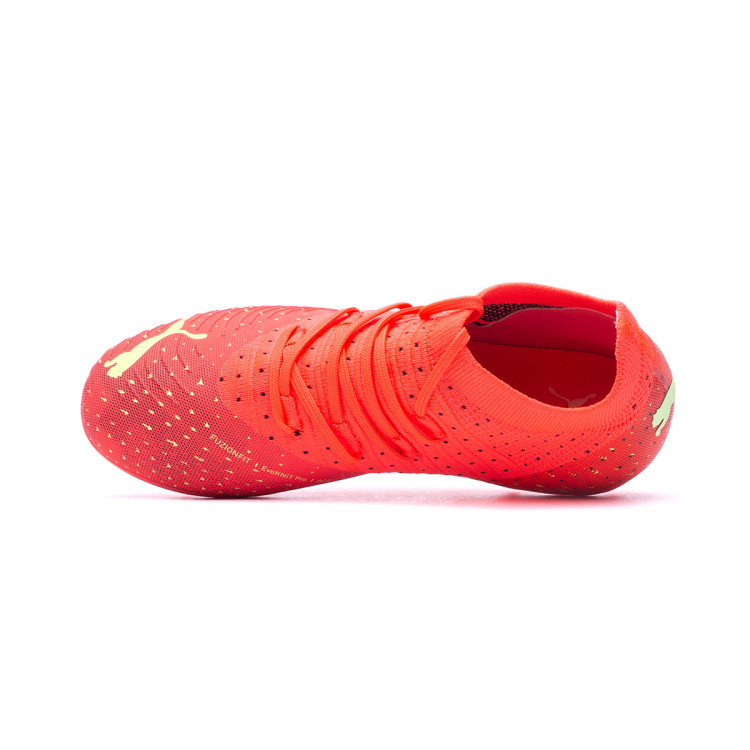 bota-puma-future-3.4-mg-nino-coral-4.jpg