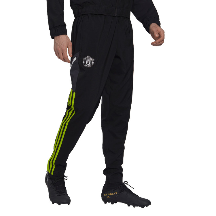 pantalon-largo-adidas-manchester-united-fc-pre-match-2022-2023-black-1.jpg
