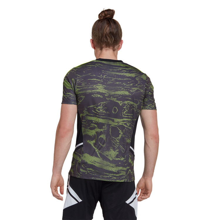 camiseta-adidas-manchester-united-fc-training-2022-2023-semi-solar-slime-black-2.jpg
