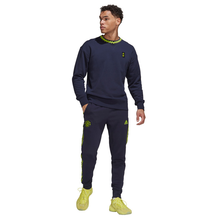 sudadera-adidas-manchester-united-fc-fanswear-2022-2023-legend-ink-3.jpg