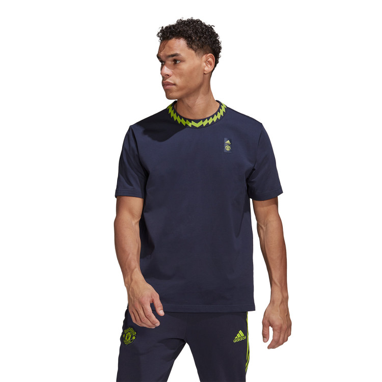 camiseta-adidas-manchester-united-fc-fanswear-2022-2023-legend-ink-1.jpg
