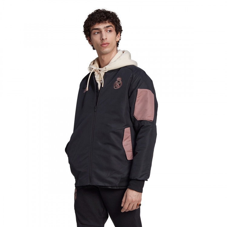 chaqueta-adidas-real-madrid-cf-fanswear-2022-2023-black-wonder-oxide-1.jpg