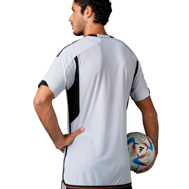 camiseta-adidas-alemania-primera-equipacion-authentic-world-cup-2022-white-3.jpg