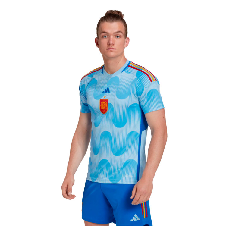 camiseta-adidas-espana-segunda-equipacion-authentic-world-cup-2022-glow-blue-glory-blue-2.jpg