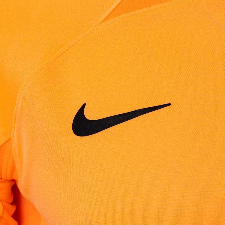 camiseta-nike-atletico-de-madrid-tercera-equipacion-stadium-2022-2023-peach-cream-atomic-orange-laser-crimson-3.jpg
