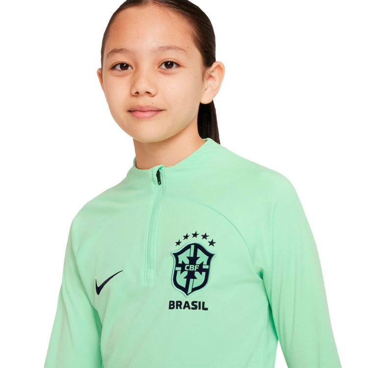 sudadera-nike-brasil-training-mundial-qatar-2022-nino-cucumber-calm-2.jpg
