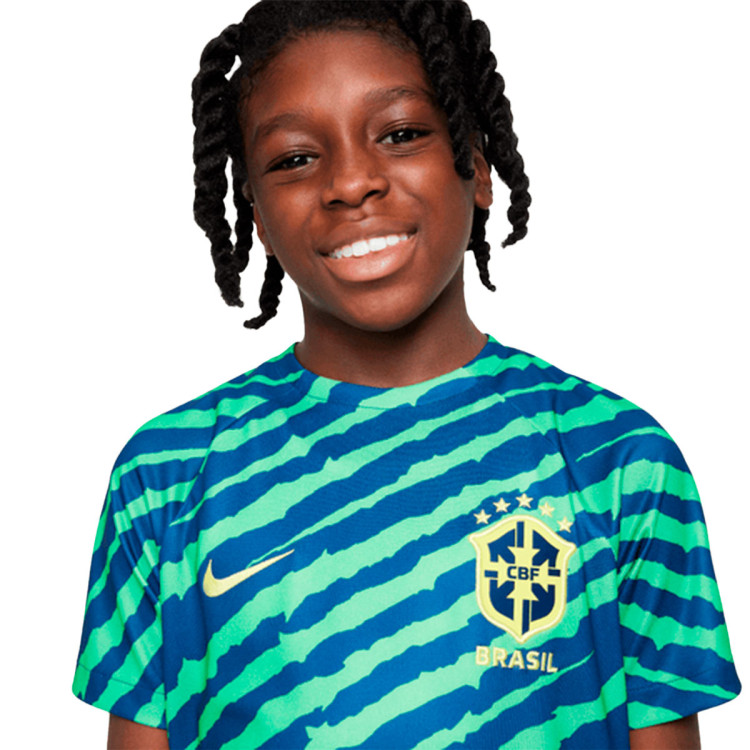 camiseta-nike-brasil-pre-match-mundial-qatar-2022-nino-coastal-blue-coastal-blue-2.jpg
