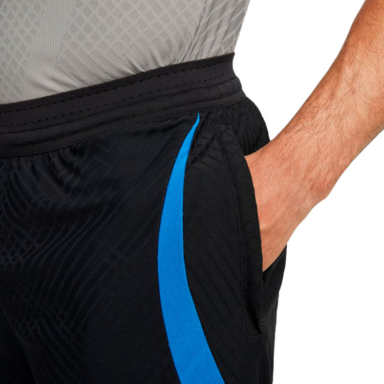pantalon-corto-nike-fc-barcelona-training-2022-2023-black-signal-blue-4.jpg