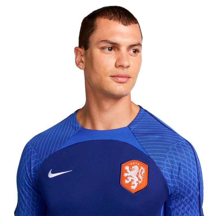 camiseta-nike-holanda-training-mundial-qatar-2022-deep-royal-blue-hyper-royal-2