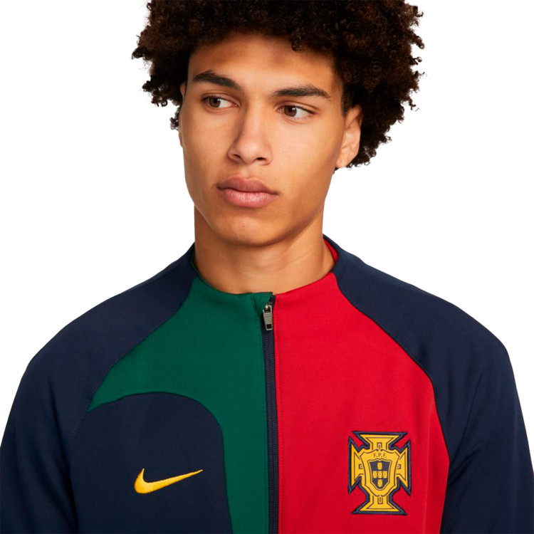 chaqueta-nike-portugal-pre-match-mundial-qatar-2022-obsidian-gorge-green-pepper-red-2