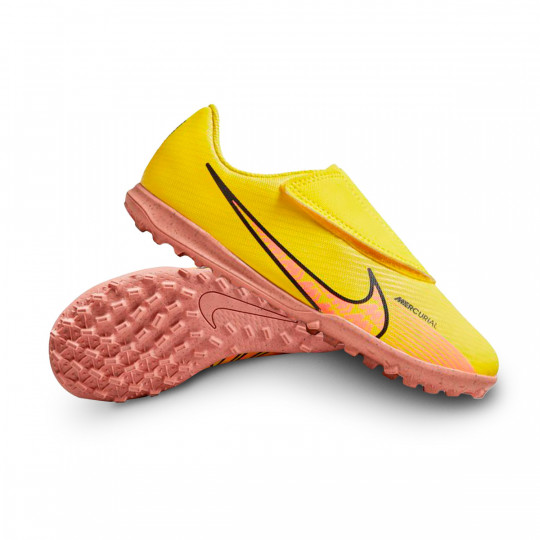 Roble Que agradable plantador Bota de fútbol Nike Mercurial Vapor 15 Club Turf Cinta Adhesiva Niño Yellow Strike-Sunset Glow-Black - Fútbol Emotion Roble Que agradable plantador Bota de fútbol Nike Mercurial Vapor 15 Club Turf Cinta Adhesiva Niño Yellow Strike-Sunset Glow-Black - Fútbol Emotion