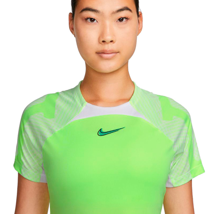 camiseta-nike-dri-fit-strike-top-mujer-ghost-green-white-black-2