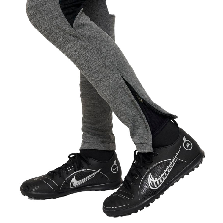 pantalon-largo-nike-dri-fit-academy-track-kp-nino-black-sunset-glow-4