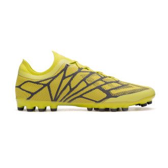 Umbro. Buy the latest Umbro releases to play football Fútbol Emotion