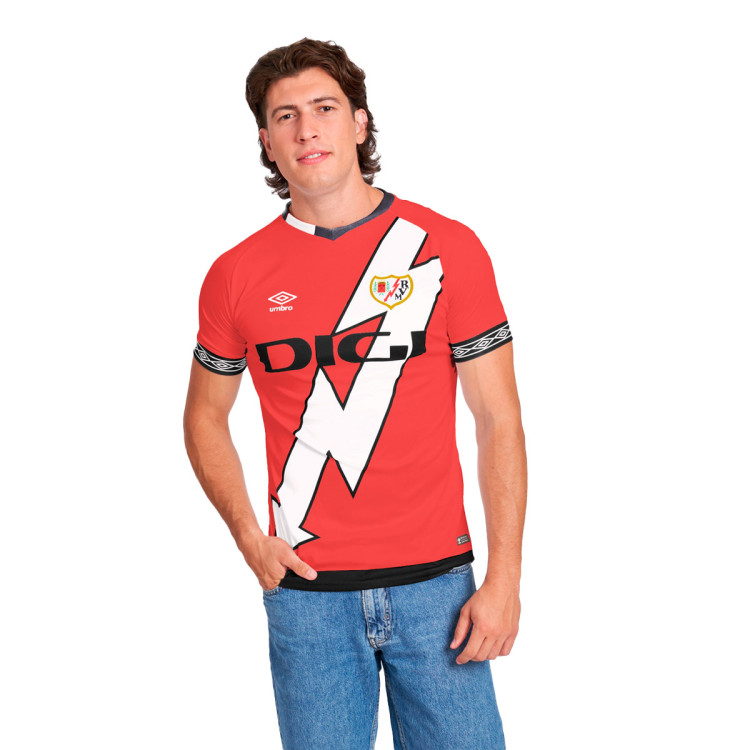 camiseta-umbro-rayo-vallecano-de-madrid-segunda-equipacion-2022-2023-red-0.jpg