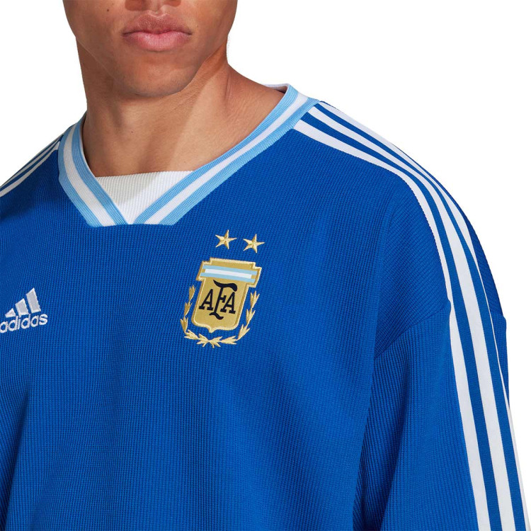 camiseta-adidas-argentina-fanswear-mundial-qatar-2022-royal-blue-5.jpg