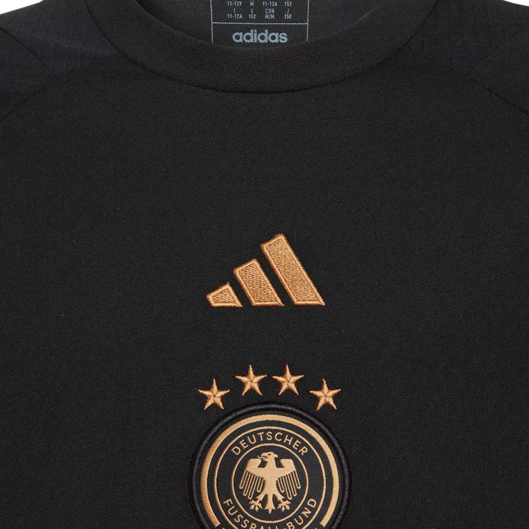 camiseta-adidas-alemania-fanswear-mundial-qatar-2022-nino-black-2.jpg