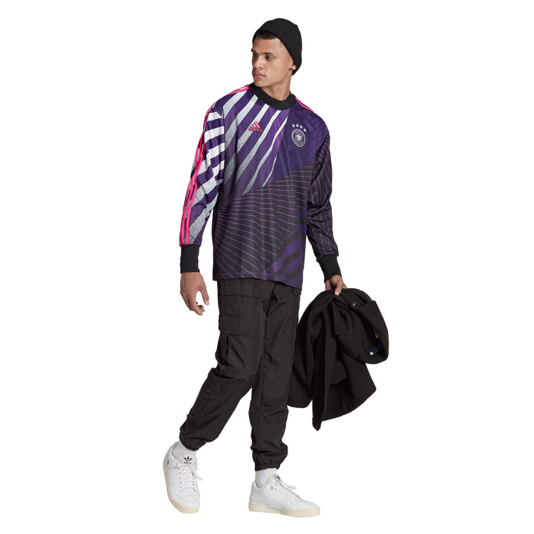 camiseta-adidas-alemania-fanswear-mundial-qatar-2022-black-active-purple-3.jpg