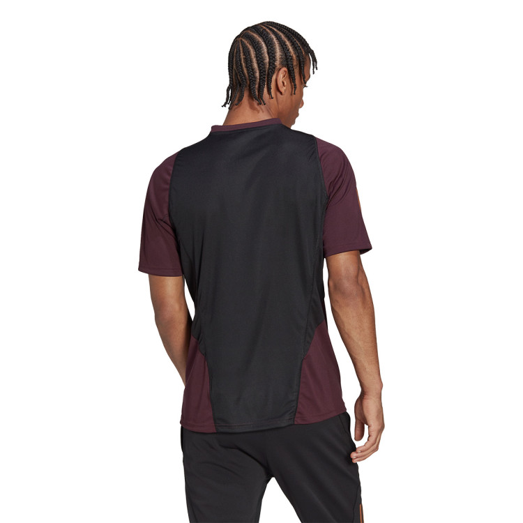 camiseta-adidas-alemania-training-mundial-qatar-2022-shadow-maroon-3.jpg