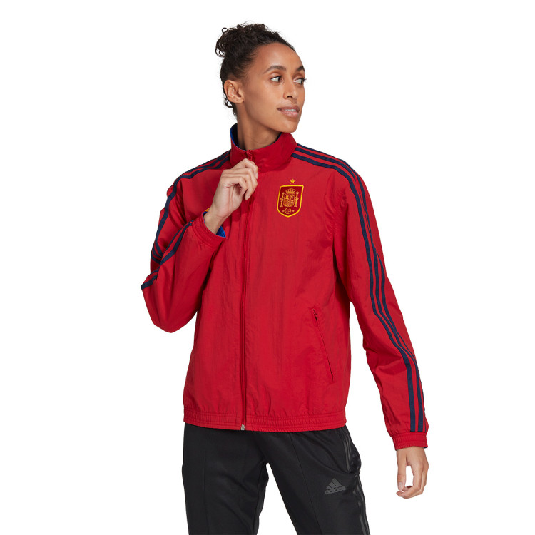 chaqueta-adidas-espana-pre-match-mundial-qatar-2022-mujer-power-red-navy-blue-1.jpg