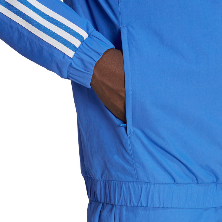 chaqueta-adidas-japon-fanswear-mundial-qatar-2022-hi-res-blue-4.jpg