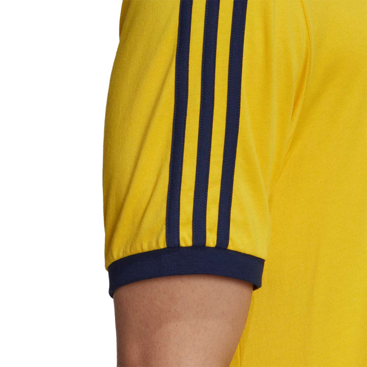 camiseta-adidas-suecia-fanswear-mundial-qatar-2022-yellow-4