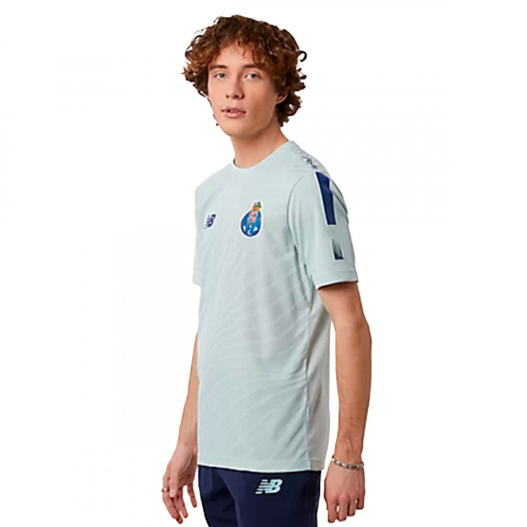 camiseta-new-balance-fc-porto-pre-match-2022-2023-white-2.jpg