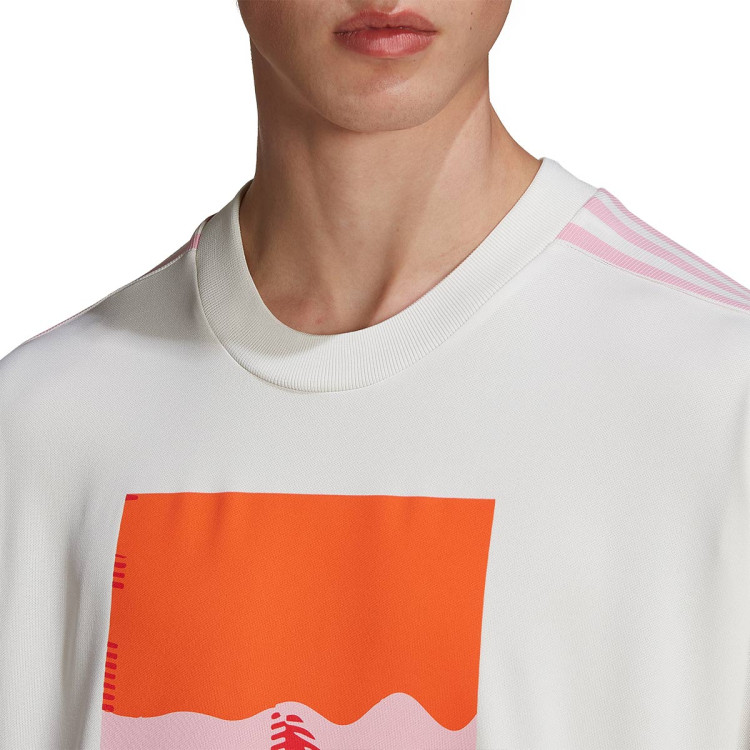 camiseta-adidas-belgica-fanswear-mundial-qatar-2022-white-5.jpg