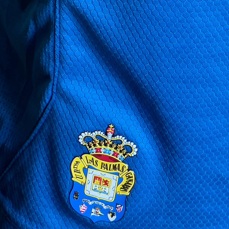 pantalon-corto-hummel-ud-las-palmas-primera-equipacion-2022-2023-daphne-1.jpg