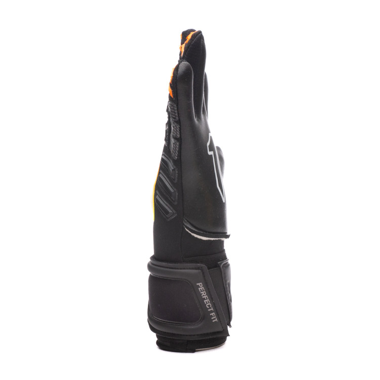 guante-rinat-the-boss-stellar-alpha-nino-black-2.jpg
