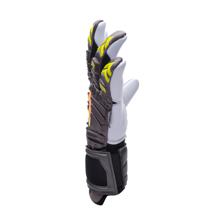 guante-rinat-the-boss-stellar-pro-black-2.jpg