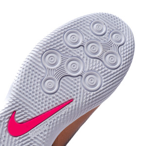 OUTSOLE-2